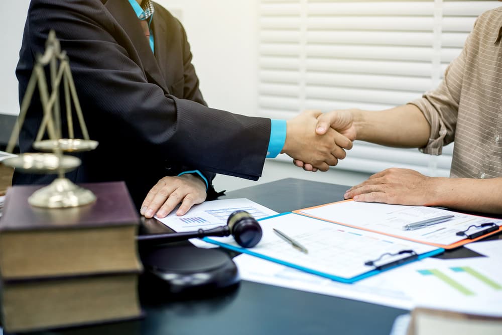 How to Choose the Best Car Accident Lawyer Near Me | Lorenz & Lorenz ...